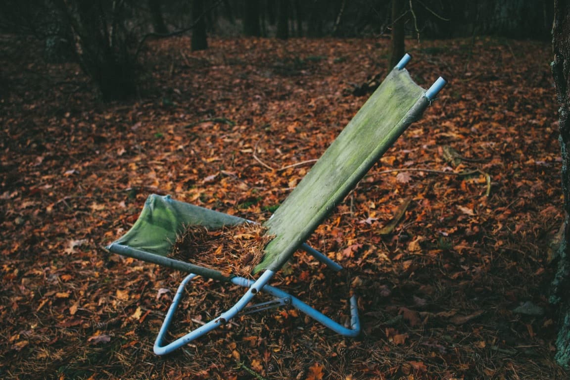 chaise de jardin en résine tressée